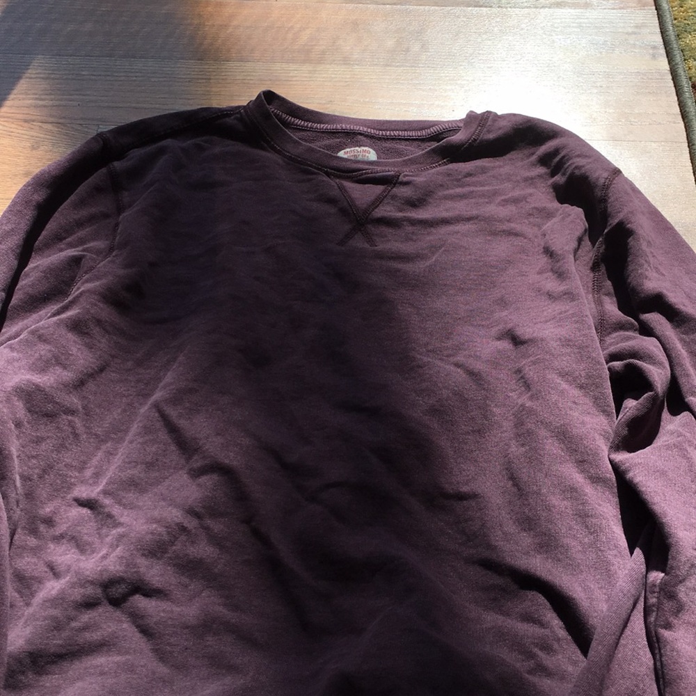 Lightweight sweatshirt